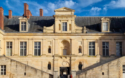NEW IN 2024 : FULL DAY TOUR FONTAINEBLEAU & VAUX-LE-VICOMTE!